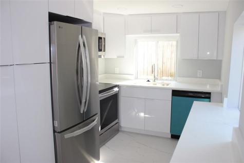 522 SE 20th Court Boynton Beach FL 33435