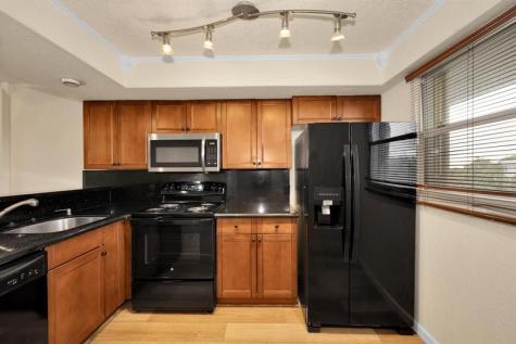 118 Royal Park Drive Oakland Park FL 33309