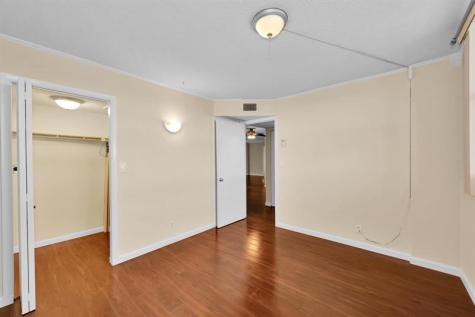 118 Royal Park Drive Oakland Park FL 33309