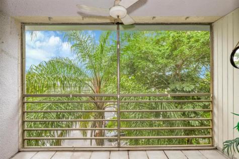 118 Royal Park Drive Oakland Park FL 33309