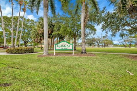 118 Royal Park Drive Oakland Park FL 33309
