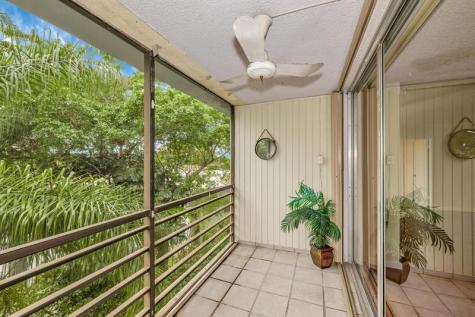 118 Royal Park Drive Oakland Park FL 33309