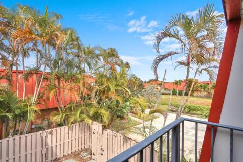 3227 Gardens East Drive Palm Beach Gardens FL 33410