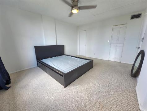112 Royal Park Drive Oakland Park FL 33309