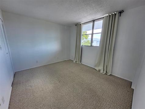 112 Royal Park Drive Oakland Park FL 33309