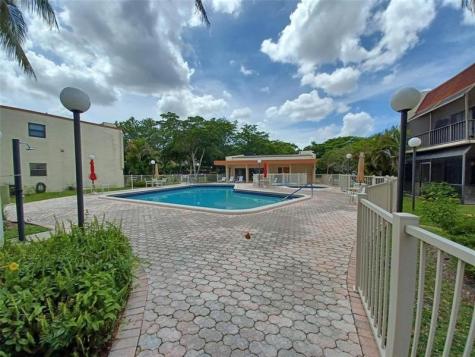 301 N Pine Island Road Plantation FL 33324
