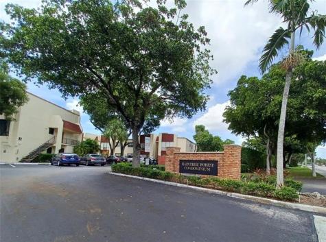 301 N Pine Island Road Plantation FL 33324