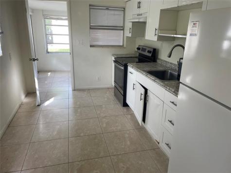 1635 Moffett Street Hollywood FL 33020