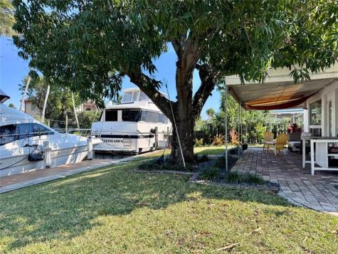1109 Avocado Isle Fort Lauderdale FL 33315