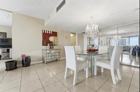 3675 N Country Club Drive Aventura FL 33180