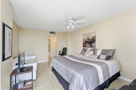3675 N Country Club Drive Aventura FL 33180