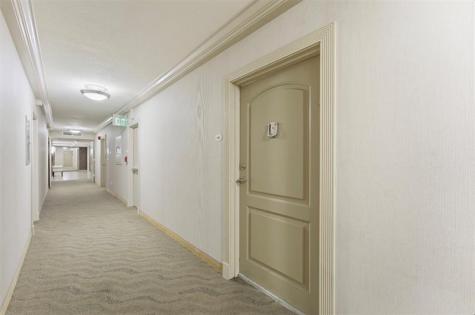 3675 N Country Club Drive Aventura FL 33180