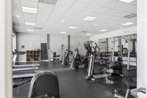 3675 N Country Club Drive Aventura FL 33180