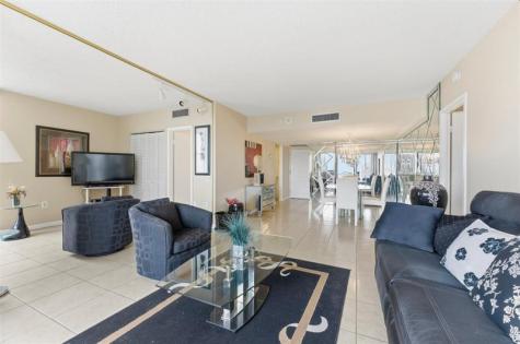 3675 N Country Club Drive Aventura FL 33180