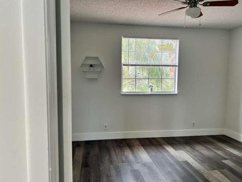1372 Bayview Circle Weston FL 33326