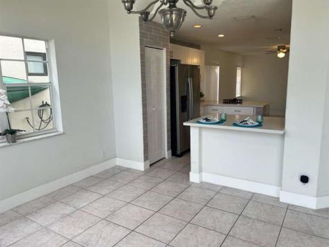 1372 Bayview Circle Weston FL 33326