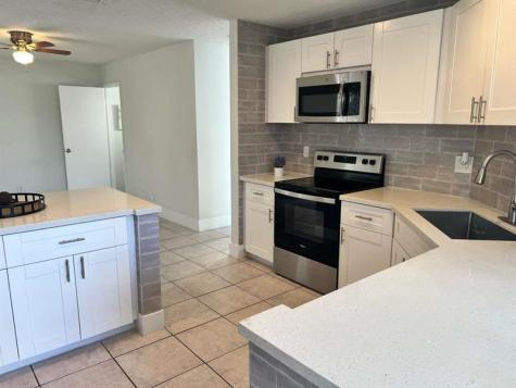 1372 Bayview Circle Weston FL 33326