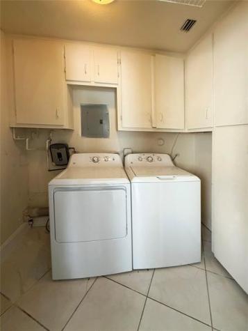 19341 NE 1st Place Miami FL 33179