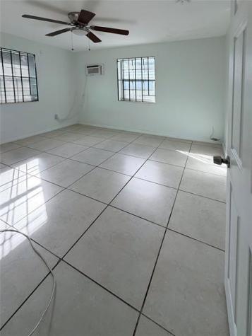 19341 NE 1st Place Miami FL 33179