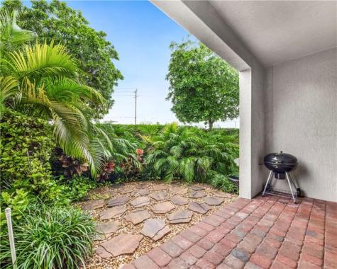 4230 N Dixie Highway Oakland Park FL 33334