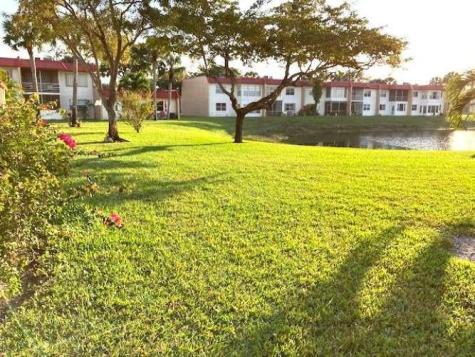 317 Lake Evelyn Drive West Palm Beach FL 33411