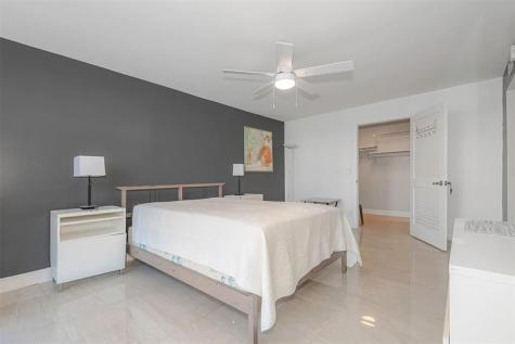 2017 S Ocean Drive Hallandale Beach FL 33009