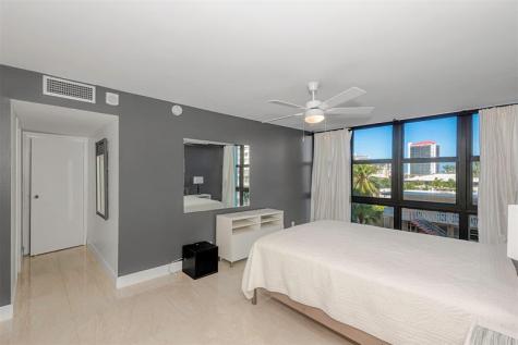 2017 S Ocean Drive Hallandale Beach FL 33009