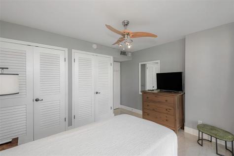 2017 S Ocean Drive Hallandale Beach FL 33009