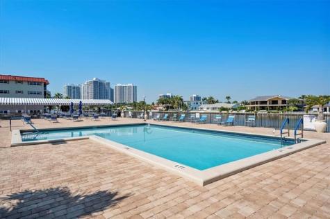 2017 S Ocean Drive Hallandale Beach FL 33009