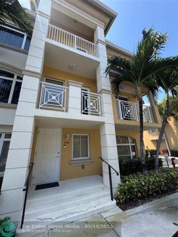 2710 NE 184th Terrace Aventura FL 33160