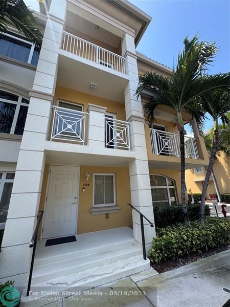 2710 NE 184th Terrace Aventura FL 33160