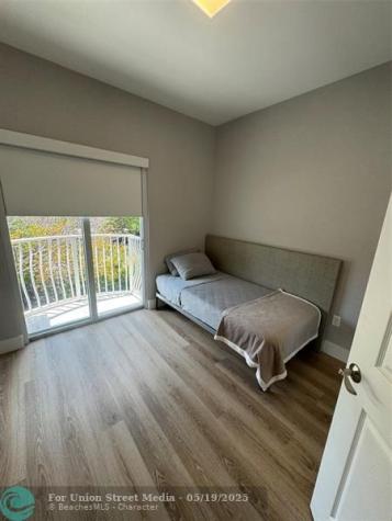 2710 NE 184th Terrace Aventura FL 33160