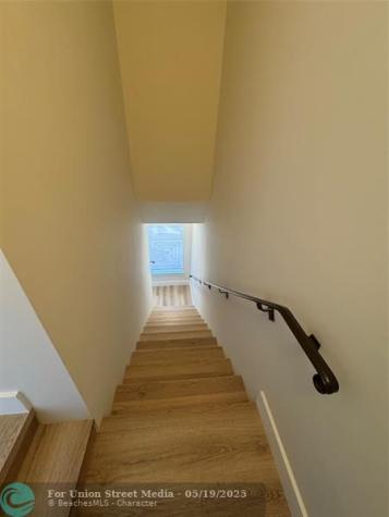 2710 NE 184th Terrace Aventura FL 33160