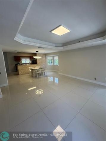 2710 NE 184th Terrace Aventura FL 33160