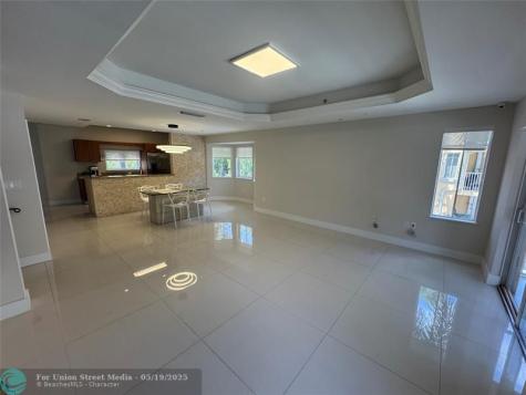 2710 NE 184th Terrace Aventura FL 33160