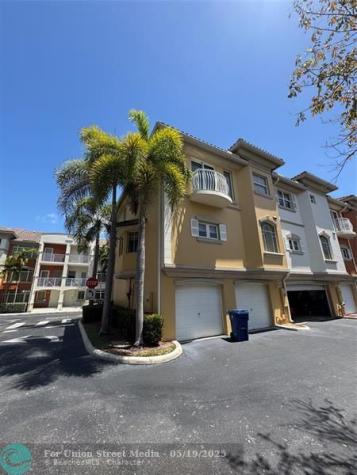 2710 NE 184th Terrace Aventura FL 33160