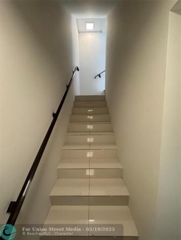2710 NE 184th Terrace Aventura FL 33160