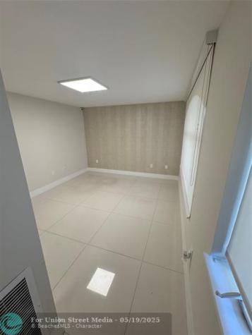 2710 NE 184th Terrace Aventura FL 33160