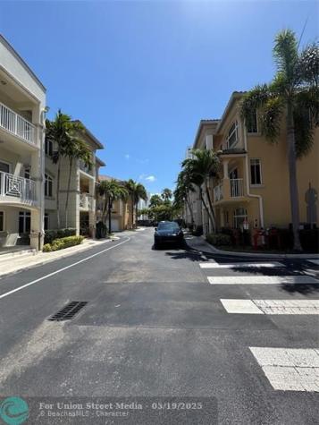 2710 NE 184th Terrace Aventura FL 33160