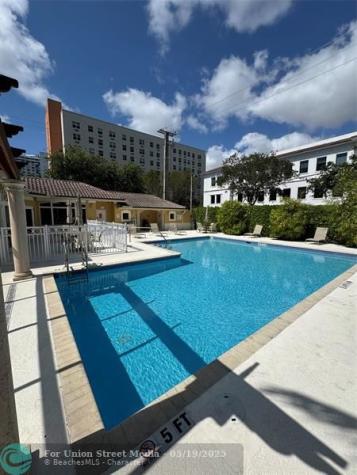 2710 NE 184th Terrace Aventura FL 33160