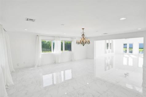 26 Cayuga Road Sea Ranch Lakes FL 33308