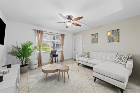 1000 SE 15th Street Fort Lauderdale FL 33316