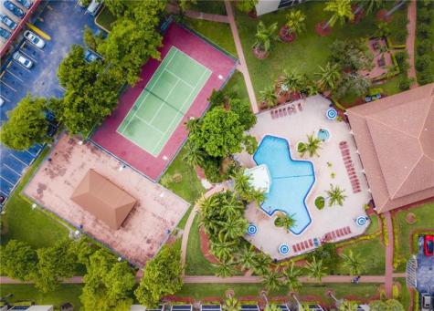 19455 NE 10 Avenue North Miami Beach FL 33179