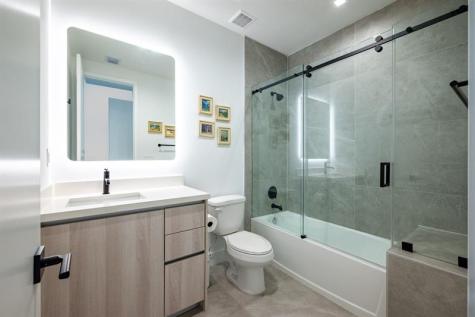 6864 SW 80th Street Miami FL 33143