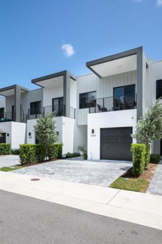 6864 SW 80th Street Miami FL 33143