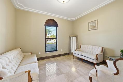 10270 SW 58th Street Miami FL 33173