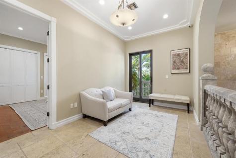 10270 SW 58th Street Miami FL 33173