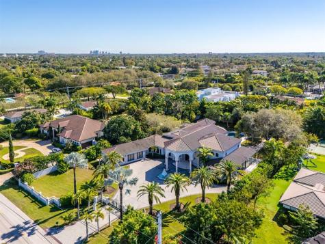 10270 SW 58th Street Miami FL 33173