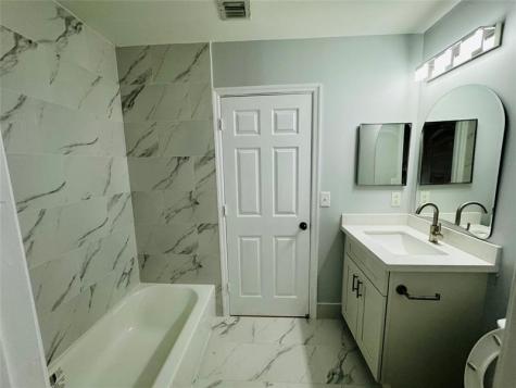 4219 SE Vineyard Weston FL 33332