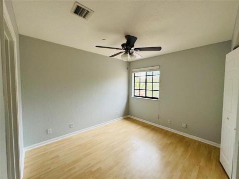 4219 SE Vineyard Weston FL 33332